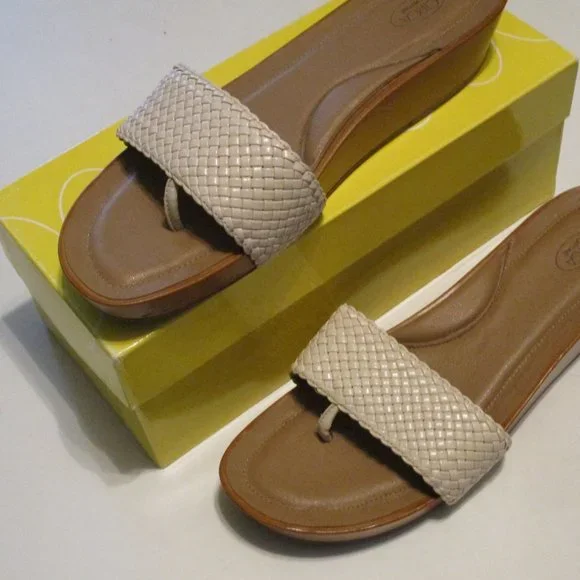 CIRCA Ivory Braided Platform Sandals 10 - Picture 3 of 10